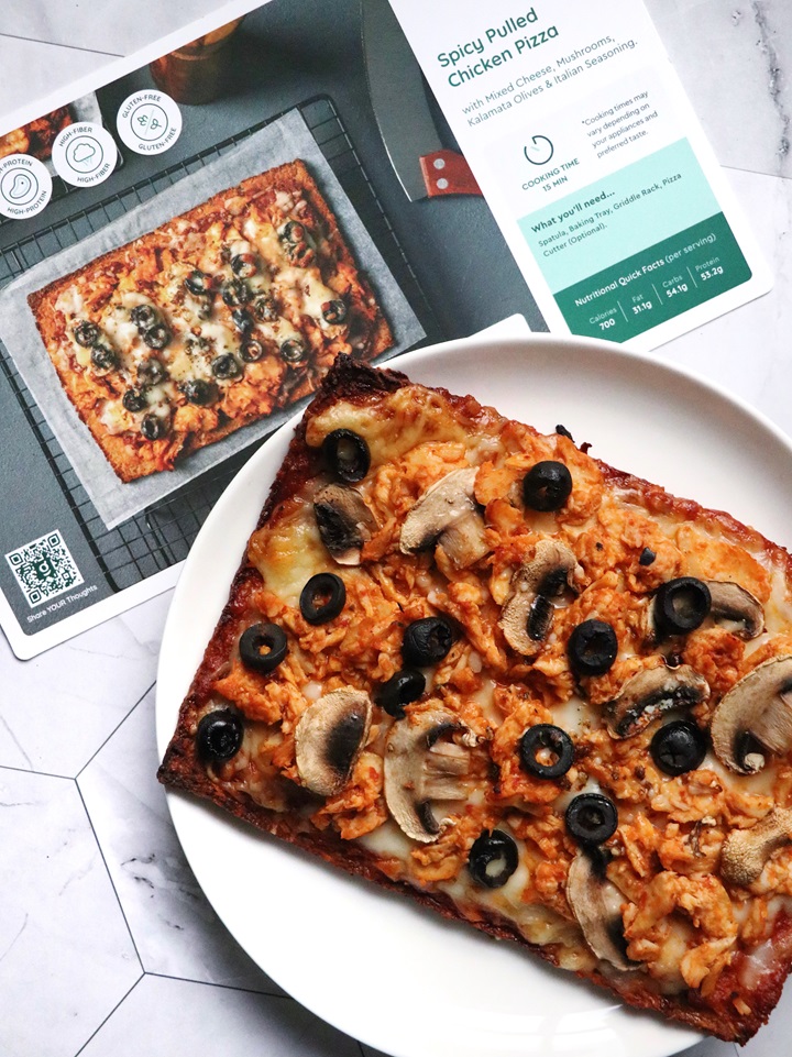 Pizza using Spring Feeling meal kit