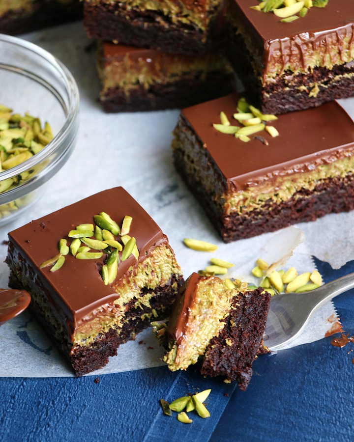 Pistachio Kunafa Brownies